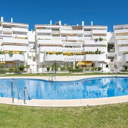 Sea Views - Pool & Mountain - Nueva Andalucia Marbella